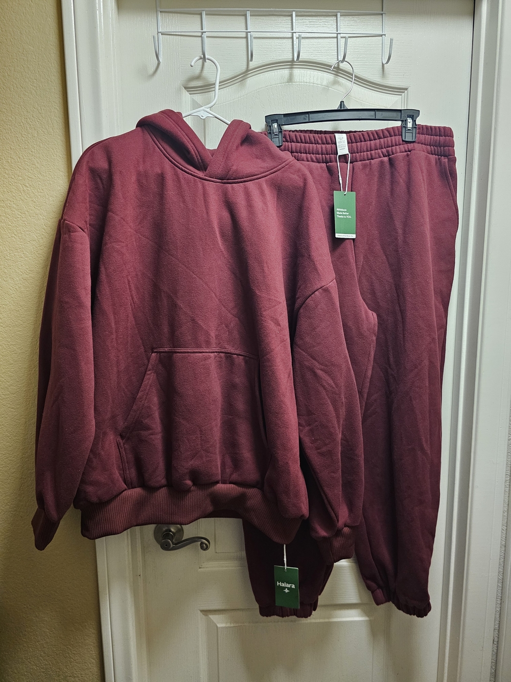 HALARA Burgundy Hoodie & Joggers Set - Size XL